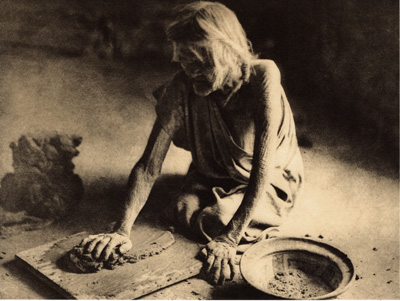 THE POTTER MIXING CLAY EDWARD CURTIS NORTH AMERICAN INDIAN PHOTO